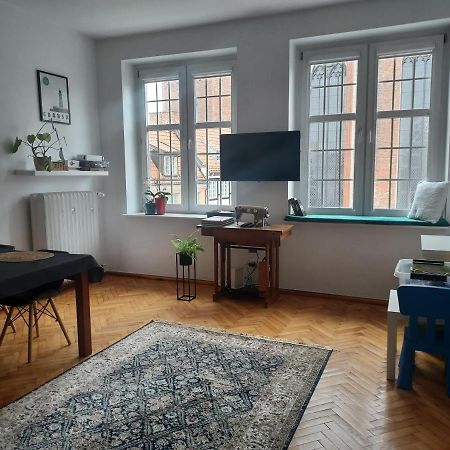 Apartment In Old Town - View Of Mariacki Church 그단스크 외부 사진