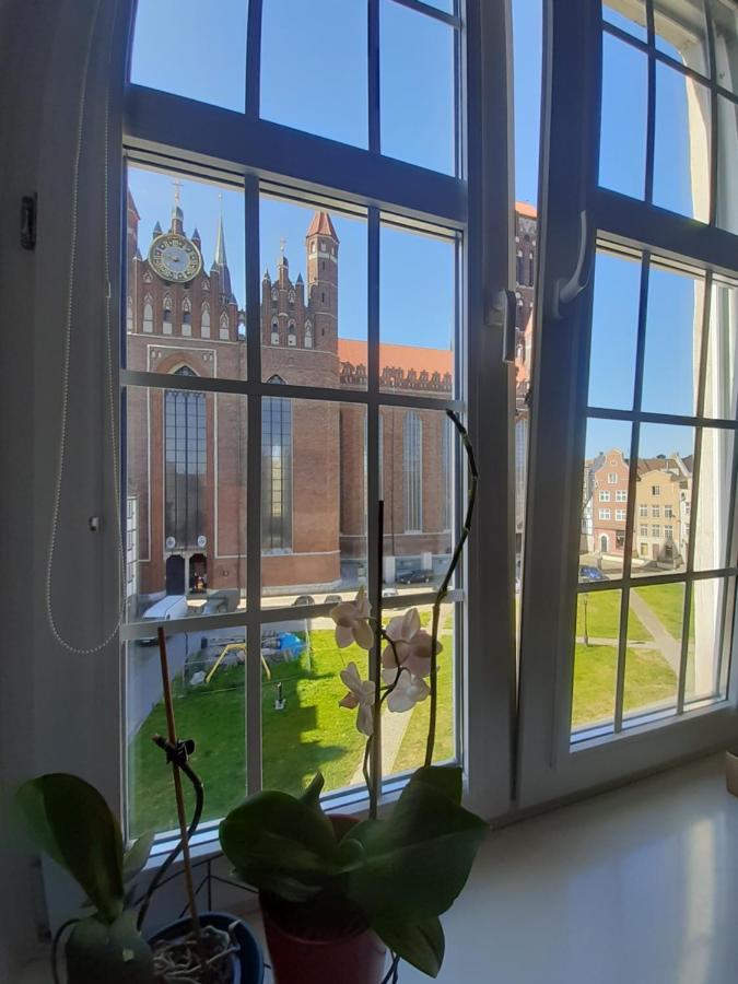 Apartment In Old Town - View Of Mariacki Church 그단스크 외부 사진