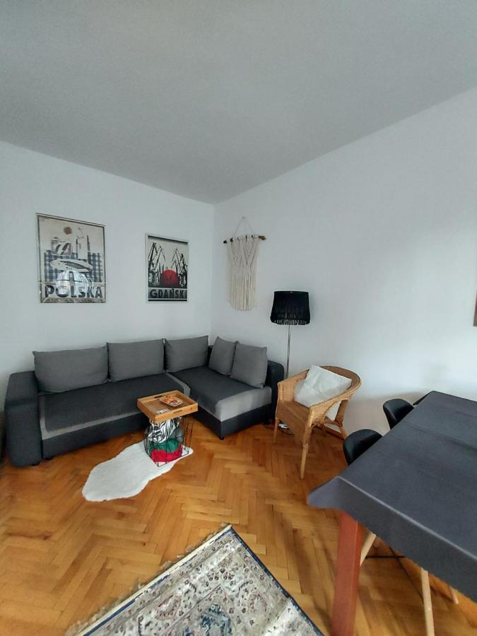 Apartment In Old Town - View Of Mariacki Church 그단스크 외부 사진