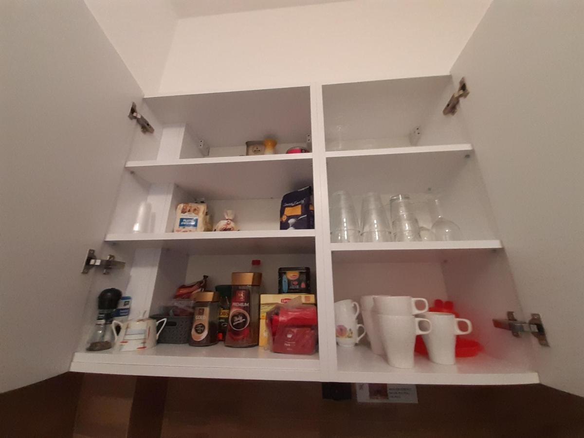 Apartment In Old Town - View Of Mariacki Church 그단스크 외부 사진